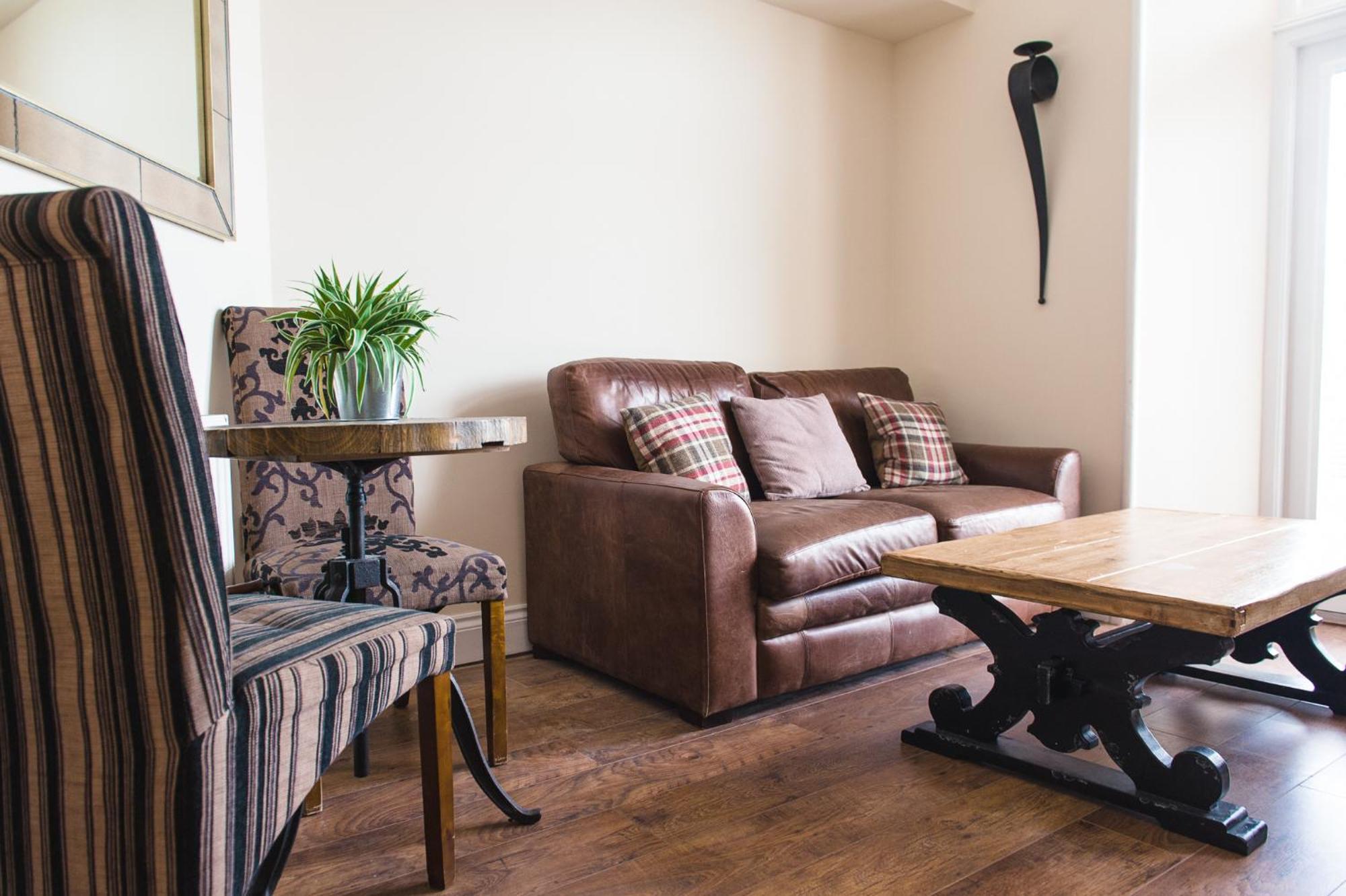 Romneys Apartments & Suites Kendal Zimmer foto